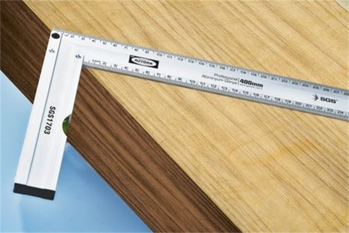 SGS Öztürk Alüminyum Gönye 40 Cm Terazili SGS1703