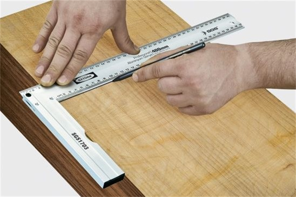 SGS Öztürk Alüminyum Gönye 40 Cm Terazili SGS1703