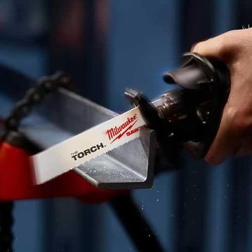 Milwaukee Kılıç Testere 230 Mm Metal 5li 48005787