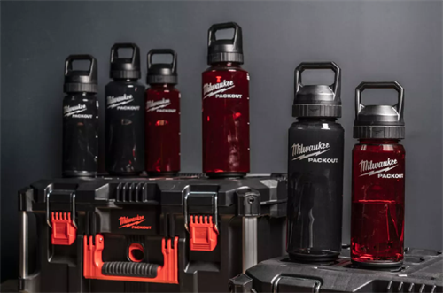Milwaukee Packout Termos Şişe 1420 ML Kırmızı Kapaklı 4932498638
