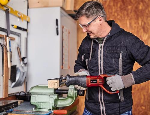 Einhell TC-AP 690 E Tilki Kuyruğu Kılıç Testere 4326161