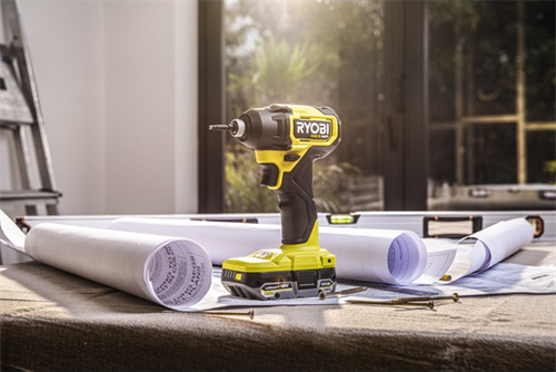 Ryobi RCK184A-2C42S 18v 1x 2.0 Ah 1x 4.0 Ah 4lü Kompakt Set 5133005289