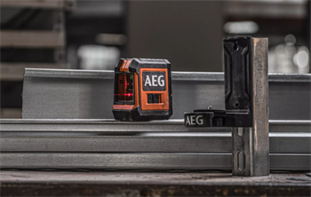 Aeg Kırmızı Çizgili Lazer Metre CLR215-B