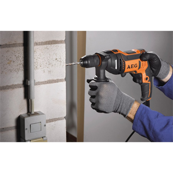 Aeg SBE 750 RE Darbeli Matkap 750W