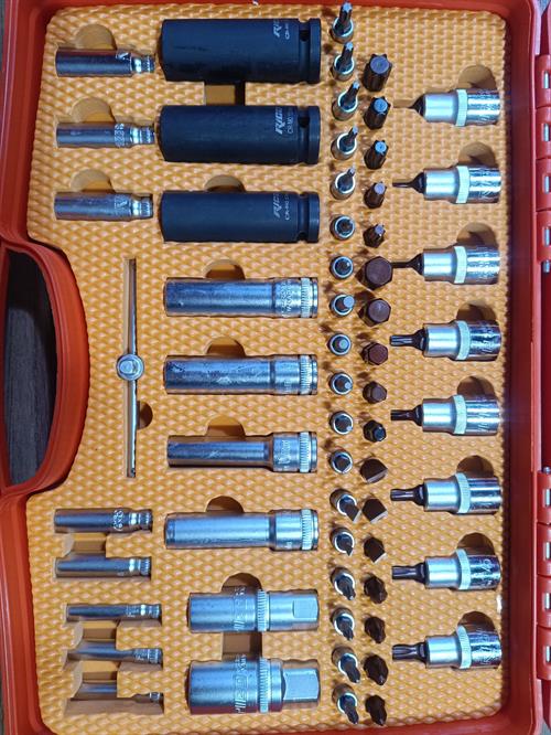 Rico 110 Parça 6 Köşe Lokma Takımı  1/2 & 1/4 RC1011