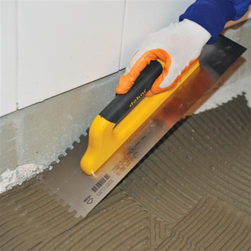 Dekor Seramik Malası Kare Dişli Kapalı Plastik Saplı 40 Cm 232