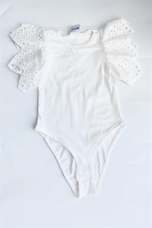 Beyaz Fisto Detay Çıtçıtlı Body T-shirtTr-7226-2627
