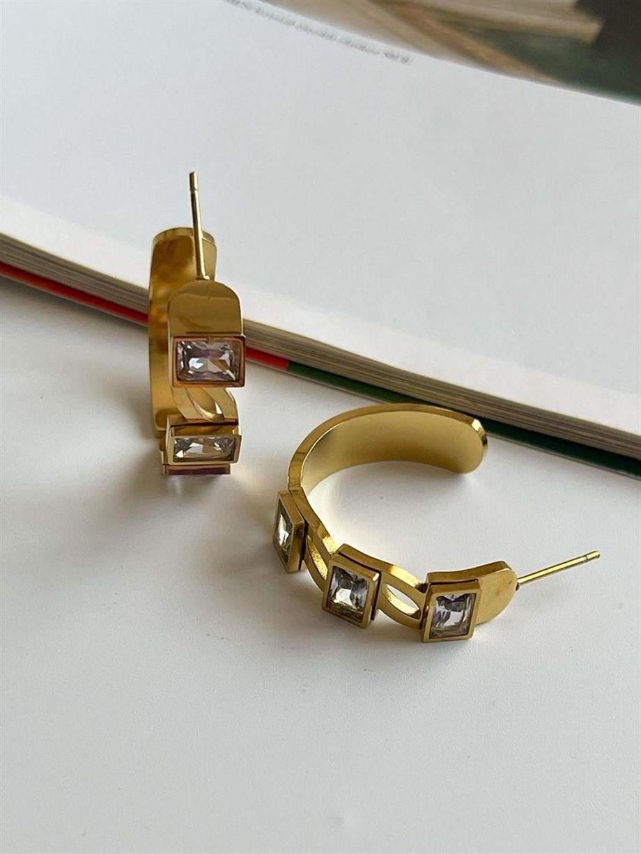 Çelik Beyaz Baget Taşlı Halka Küpe (2.80 Cm)