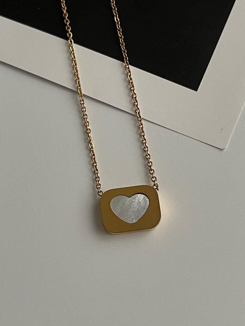 Çelik Gold Beyaz Sedef Kalpli Kare Minimal Kolye (47 Cm)