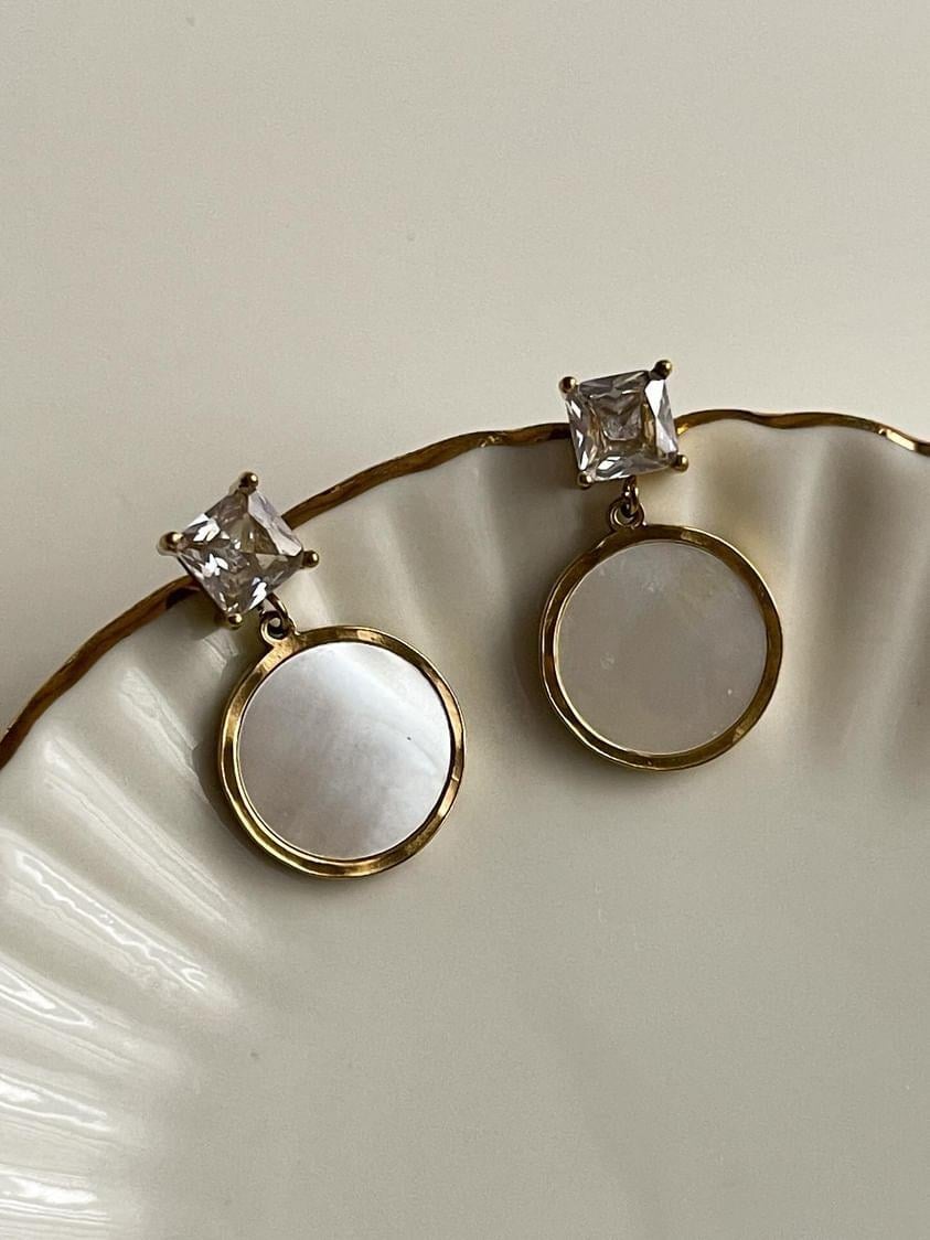 Çelik Gold Beyaz Sedefli Küpe (2.20 Cm)