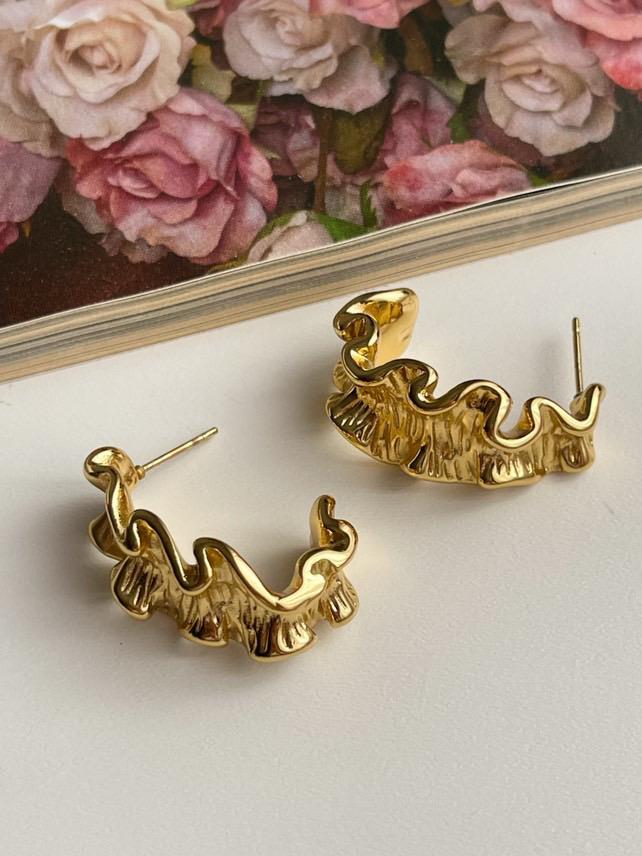 Çelik Gold Fırfırlı Küpe (2.80 Cm)