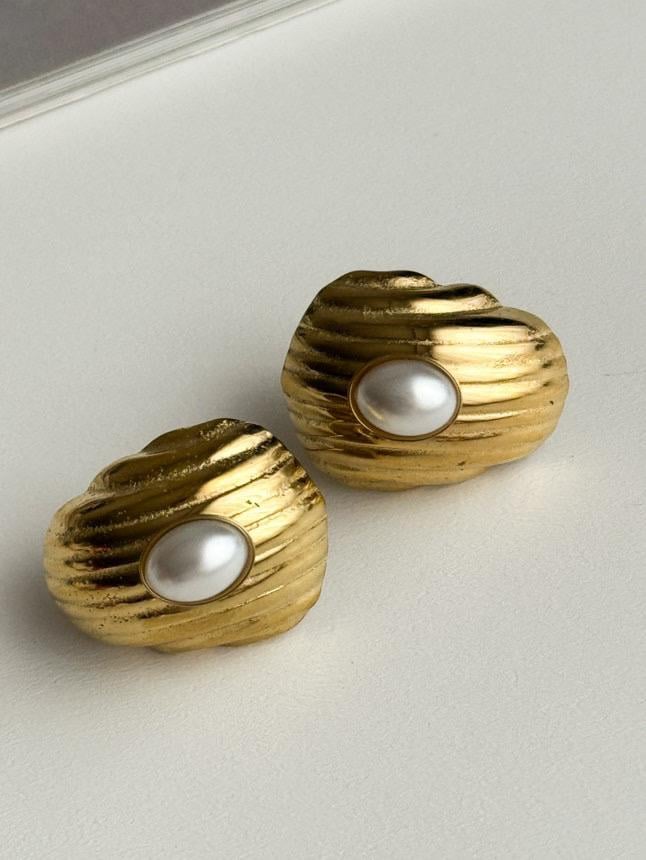 Çelik Gold İncili Midye Küpe (2 Cm)