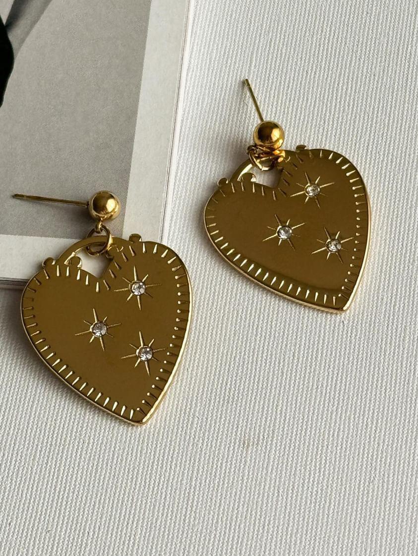 Çelik Gold Kalp Plaka Küpe (3.80 Cm)