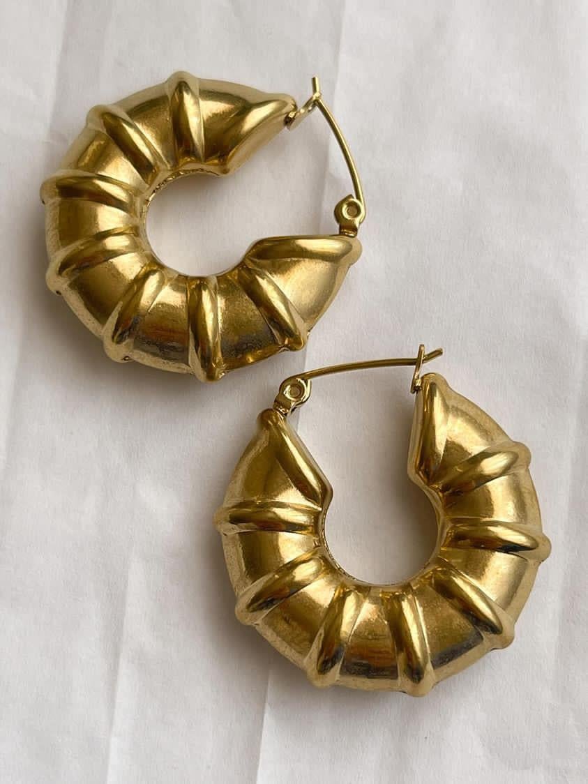 Çelik Gold Midye Küpe (2.20 Cm)
