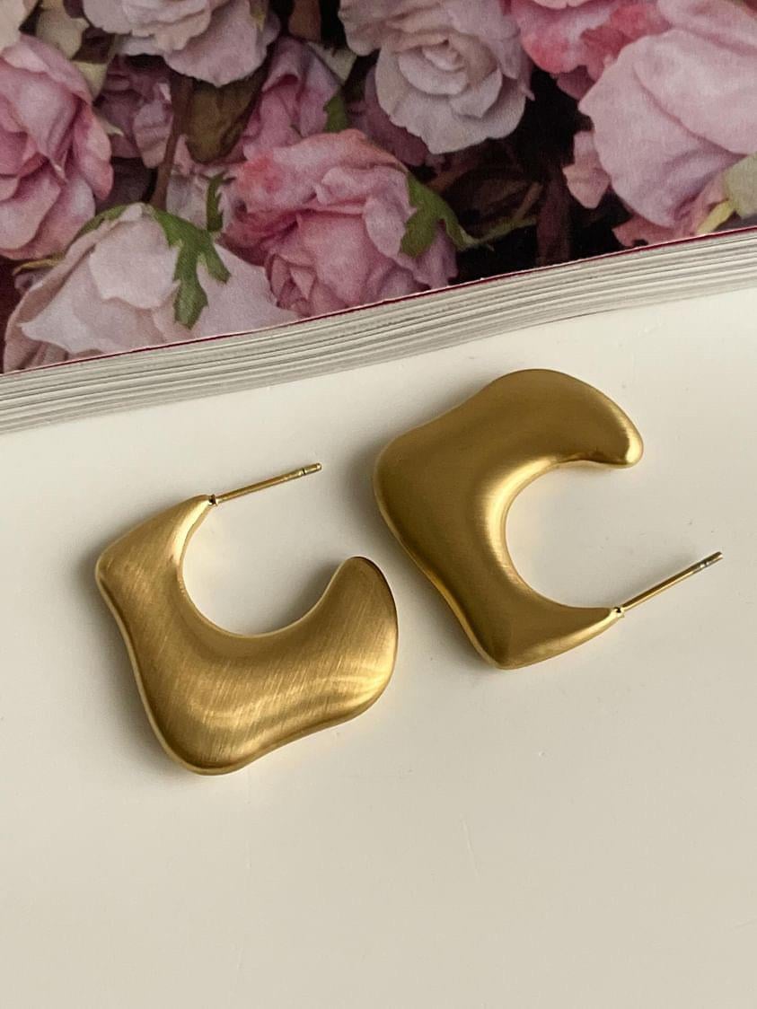 Çelik Gold Plaka Küpe (2.5 Cm)