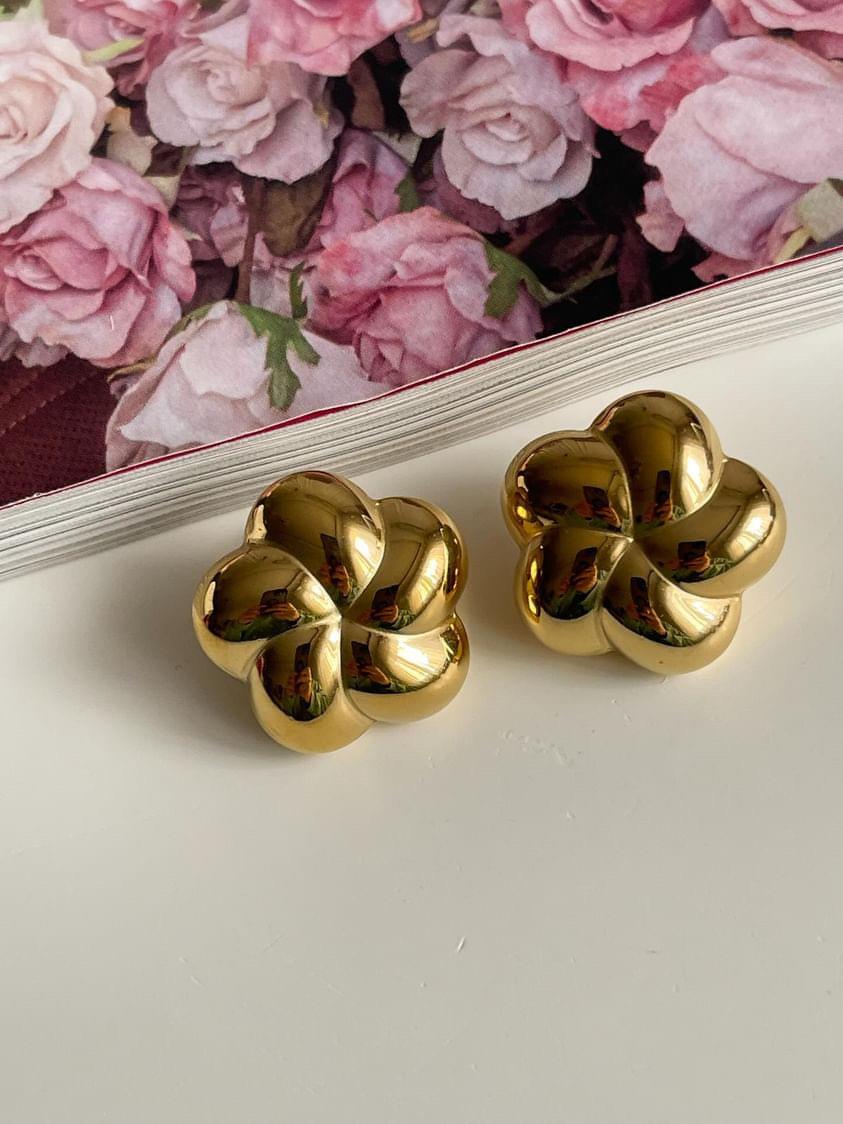Çelik Gold Renk Bombeli Etli Vintage Küpe (2.40 Cm)