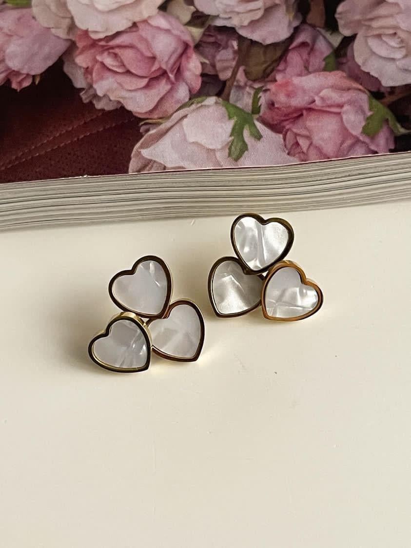 Çelik Gold Renk Sedefli Üçlü Kalp Küpe (1.60 Cm)