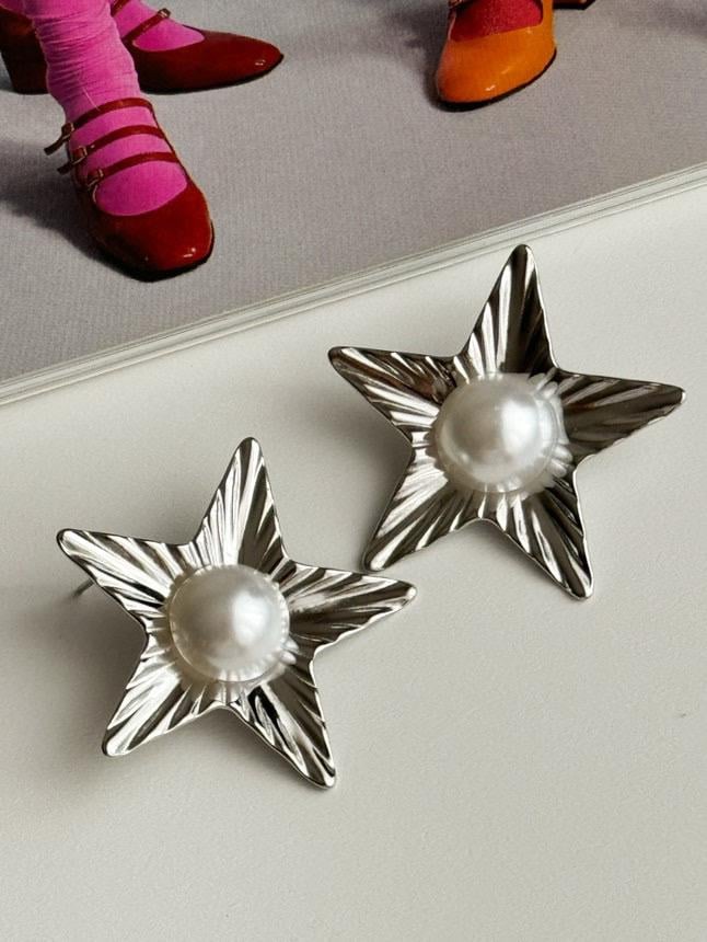 Çelik Gümüş Renk İncili Yıldız Küpe (3.5 Cm)