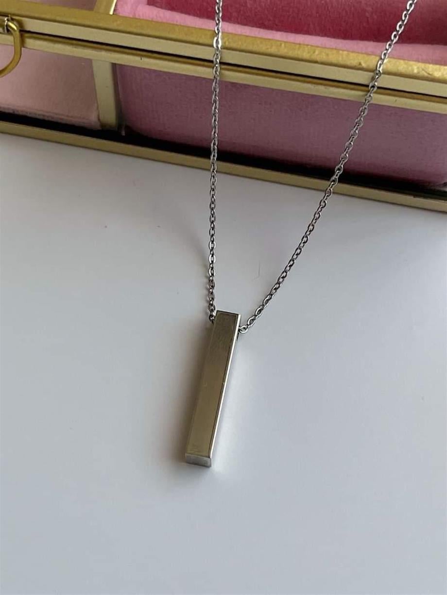 Çelik Gümüş Renk Plaka İsim Yazdırılabilir Uzun Kolye (60 Cm)