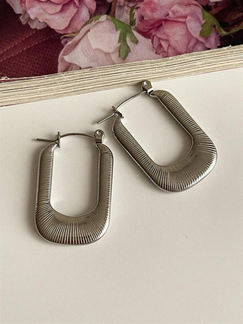 Çelik Gümüş Renk Steel Uzun Kare Midye Küpe (3 Cm)