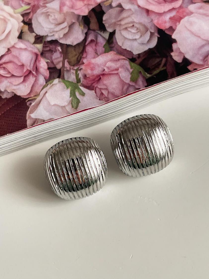 Çelik Gümüş Renk Vintage Küpe (1.70 Cm)