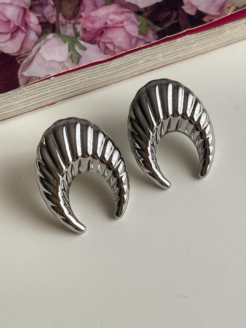 Çelik Gümüş Renk Vintage Küpe (3 Cm)