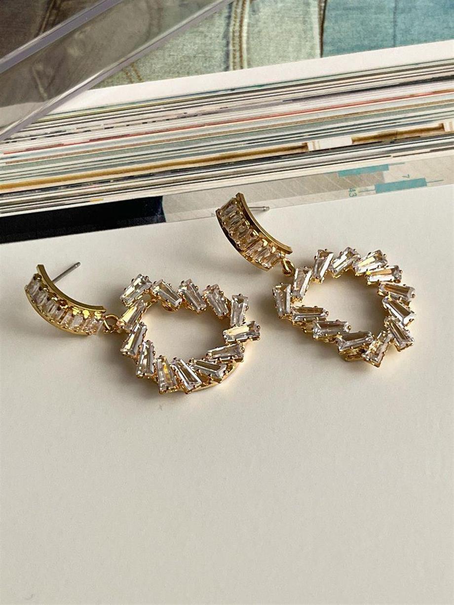 Özel Kaplama Baget Taşlı Küpe (4 Cm)