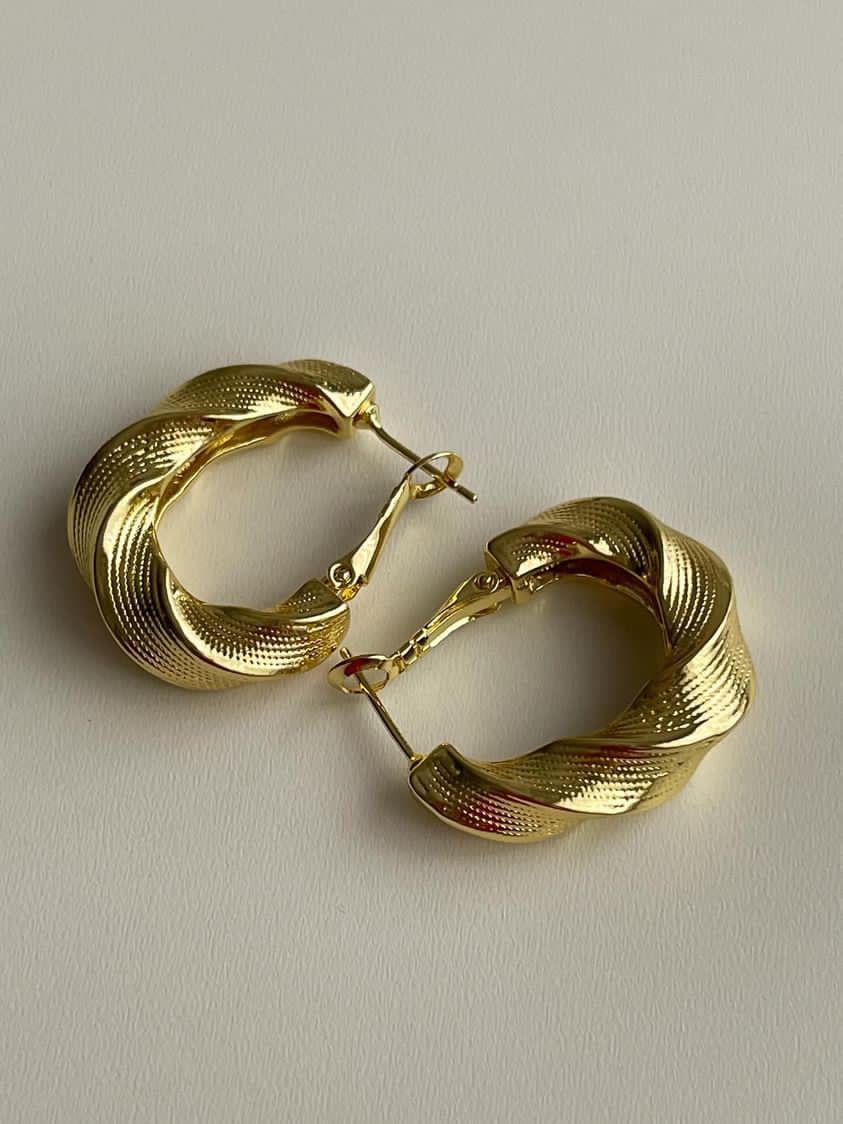 Özel Kaplama Gold Burgu Küpe (2.90 Cm)