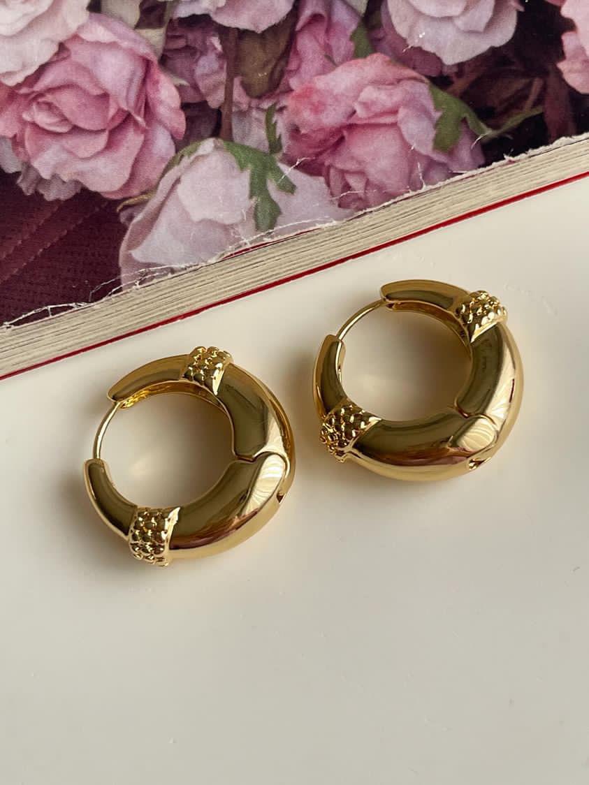 Özel Kaplama Gold Desenli Halka Küpe (2.20 Cm)