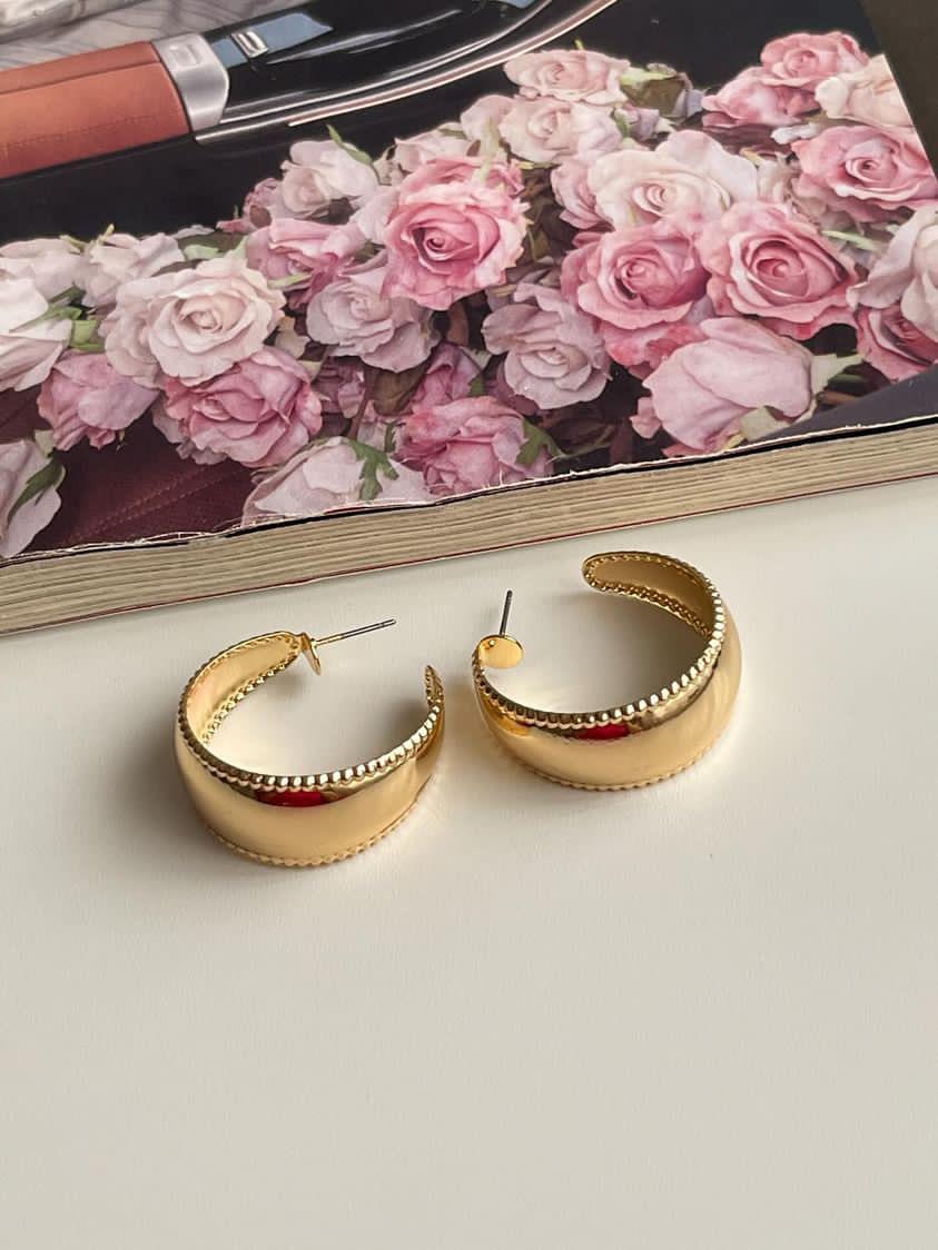 Özel Kaplama Gold Renk Pırpırlı Kalın Halka Küpe (3 Cm)
