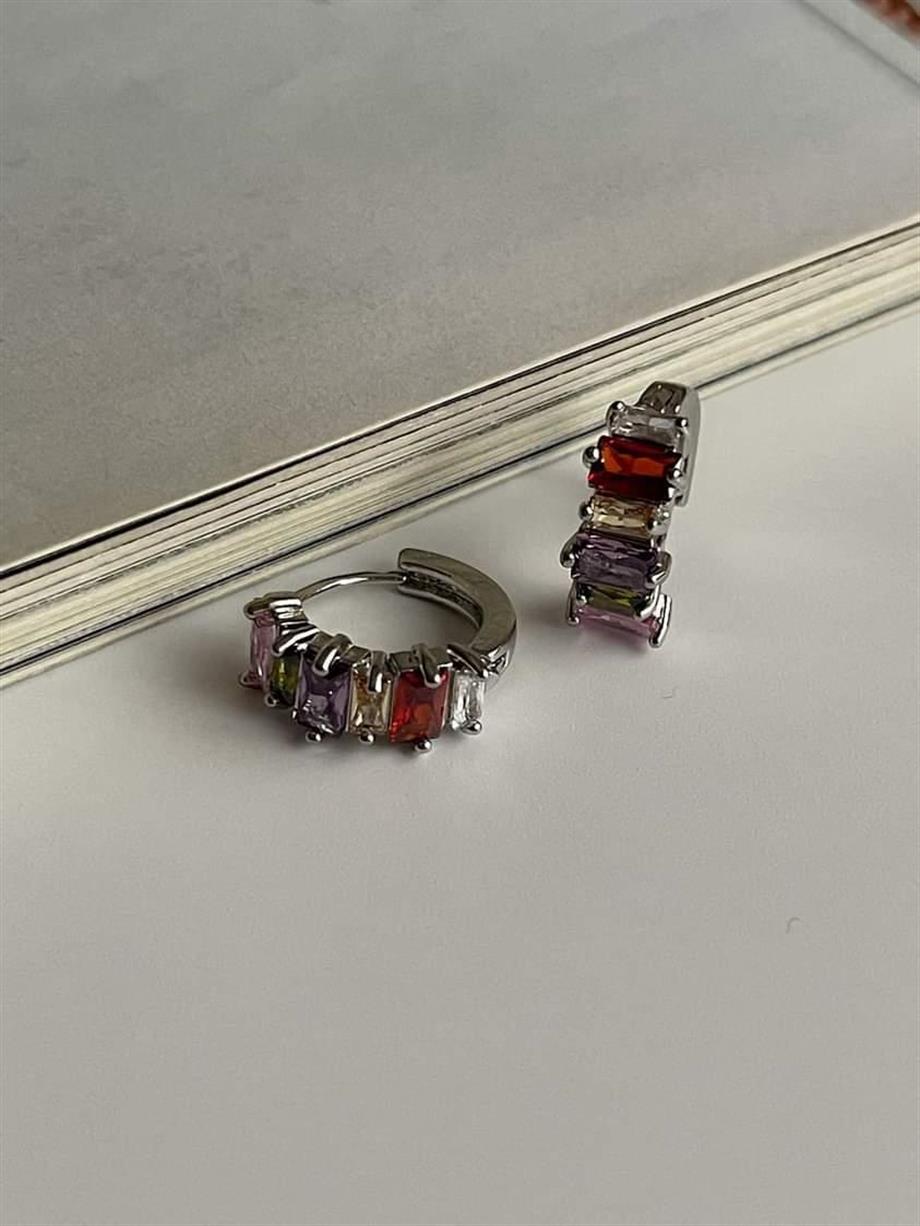 Özel Kaplama Gümüş Renk Baget Taşlı Mini Halka Küpe (1.10 Cm)
