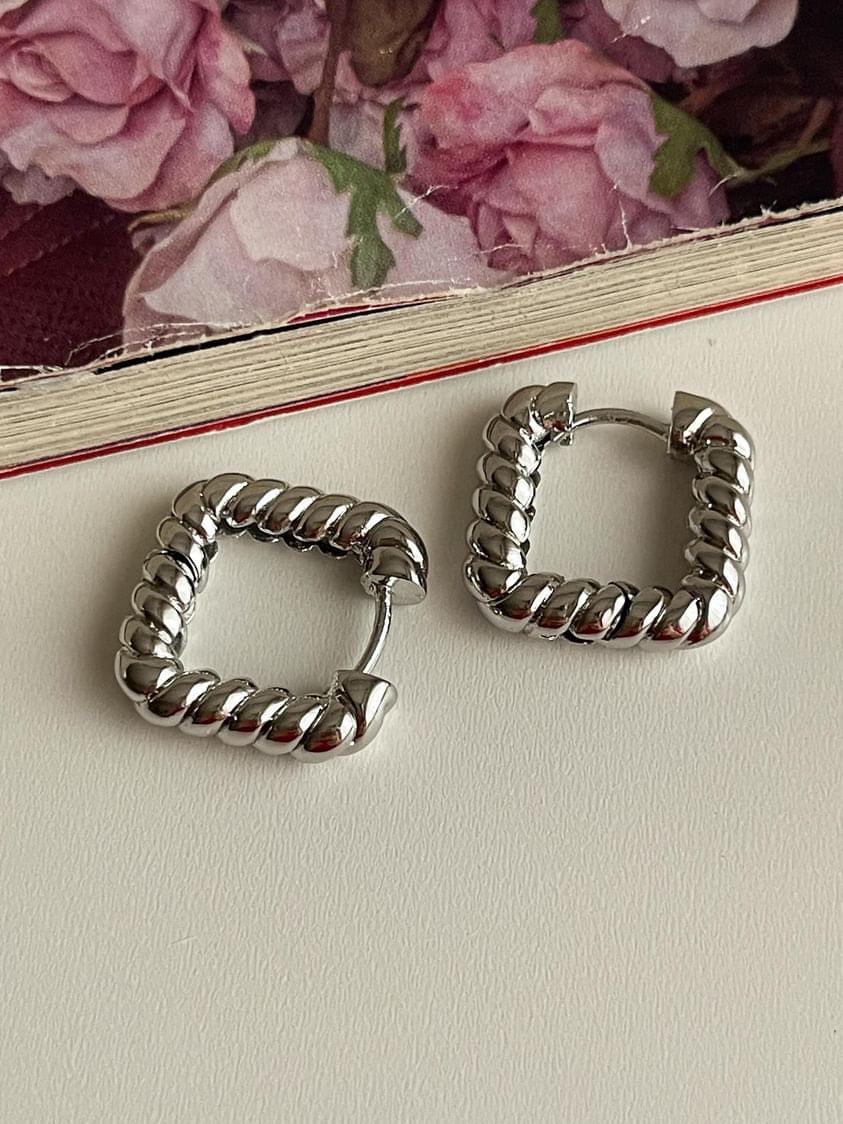 Özel Kaplama Gümüş Renk Vip Burgu Kare Küpe (1.90 Cm)