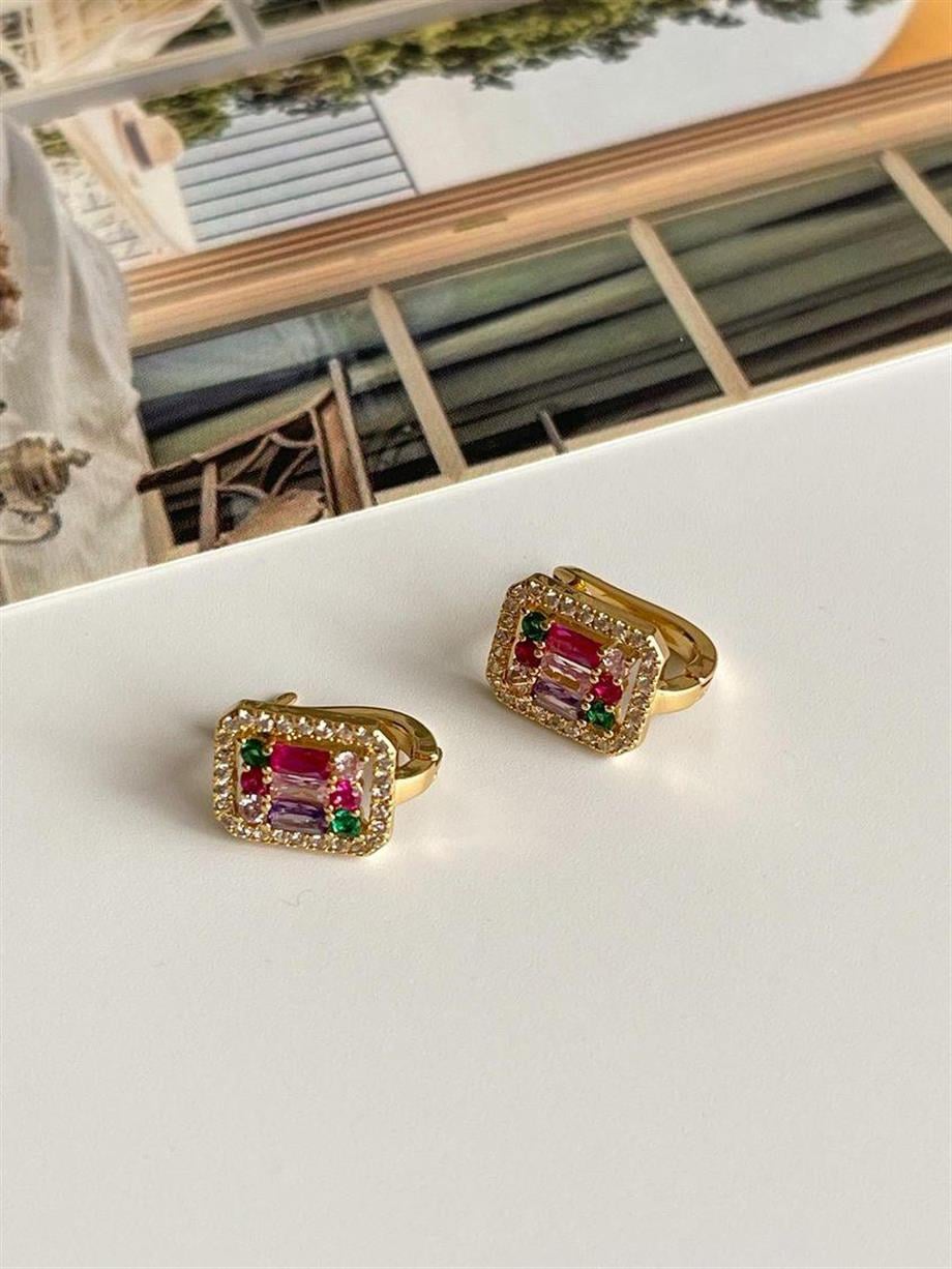 Özel Kaplama Renkli Taşlı Küpe (1.20 Cm)