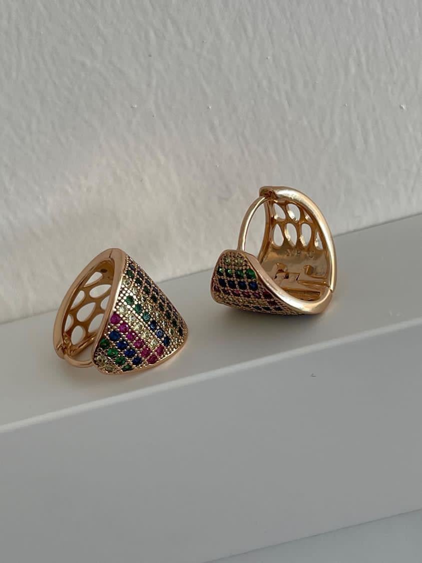 Özel Kaplama Xuping Gold Renkli Zirkon Taşlı Küpe (1.5 Cm)