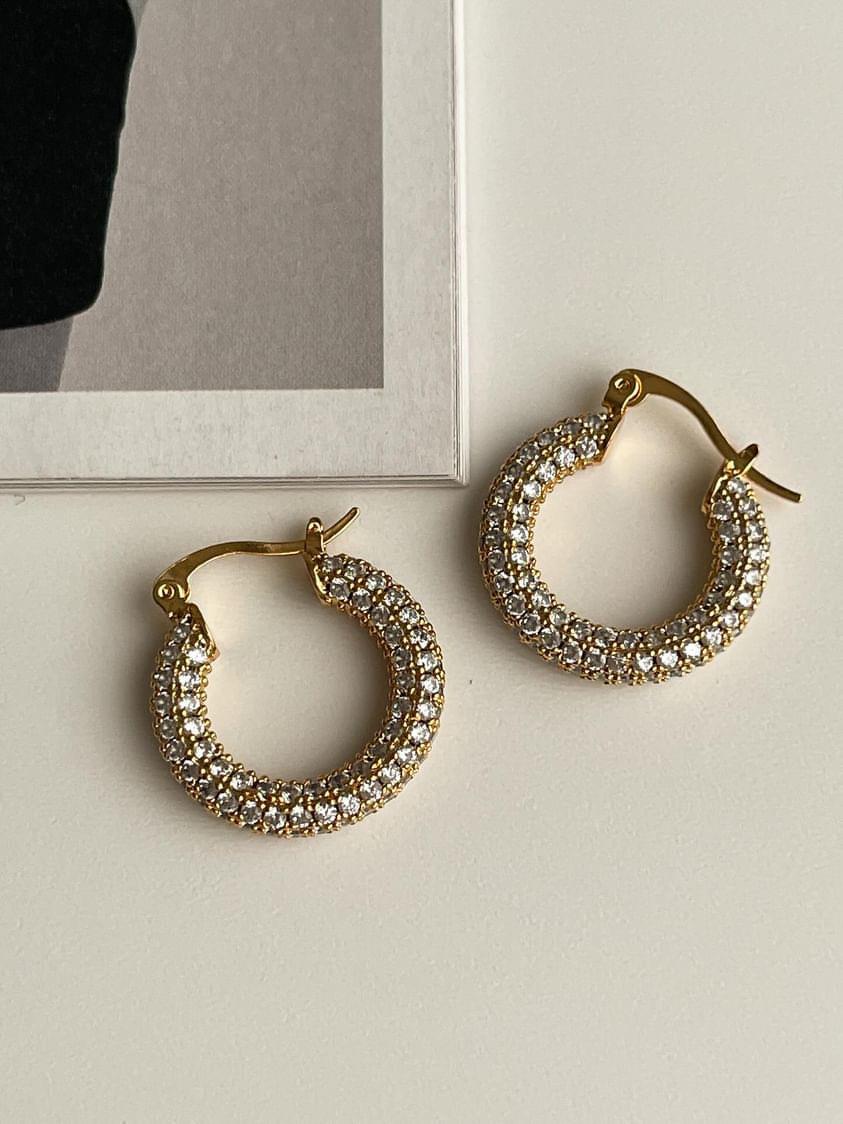Özel Seri Gold Renk Zirkon Taşlı Vip Küpe (2.20 Cm)