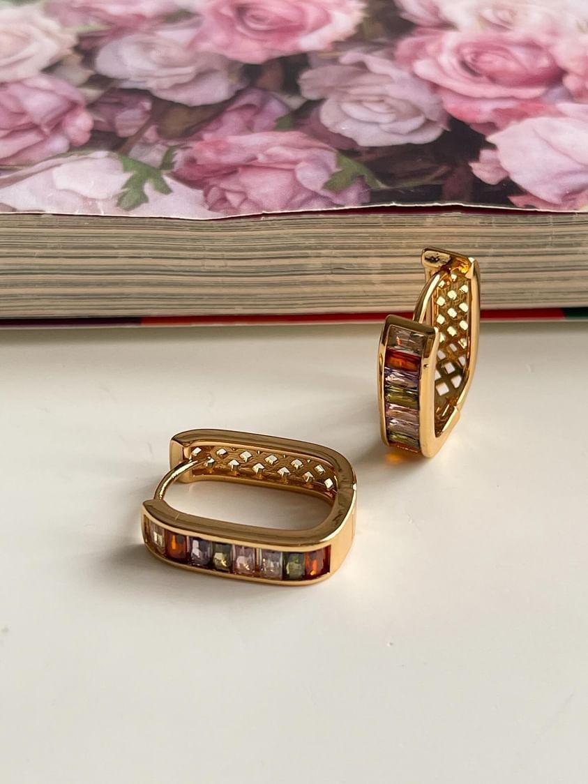 Xuping Gold Renkli Taşlı Kare Küpe (2 Cm)