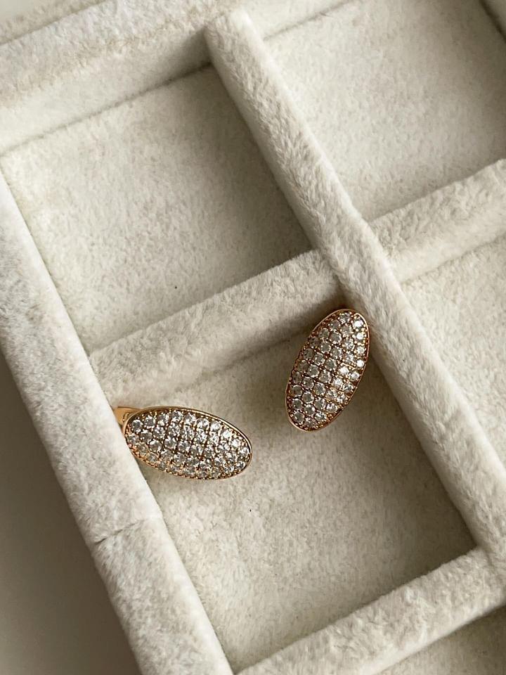 Xuping Gold Zirkon Taşlı Oval Küpe (1.5 Cm)
