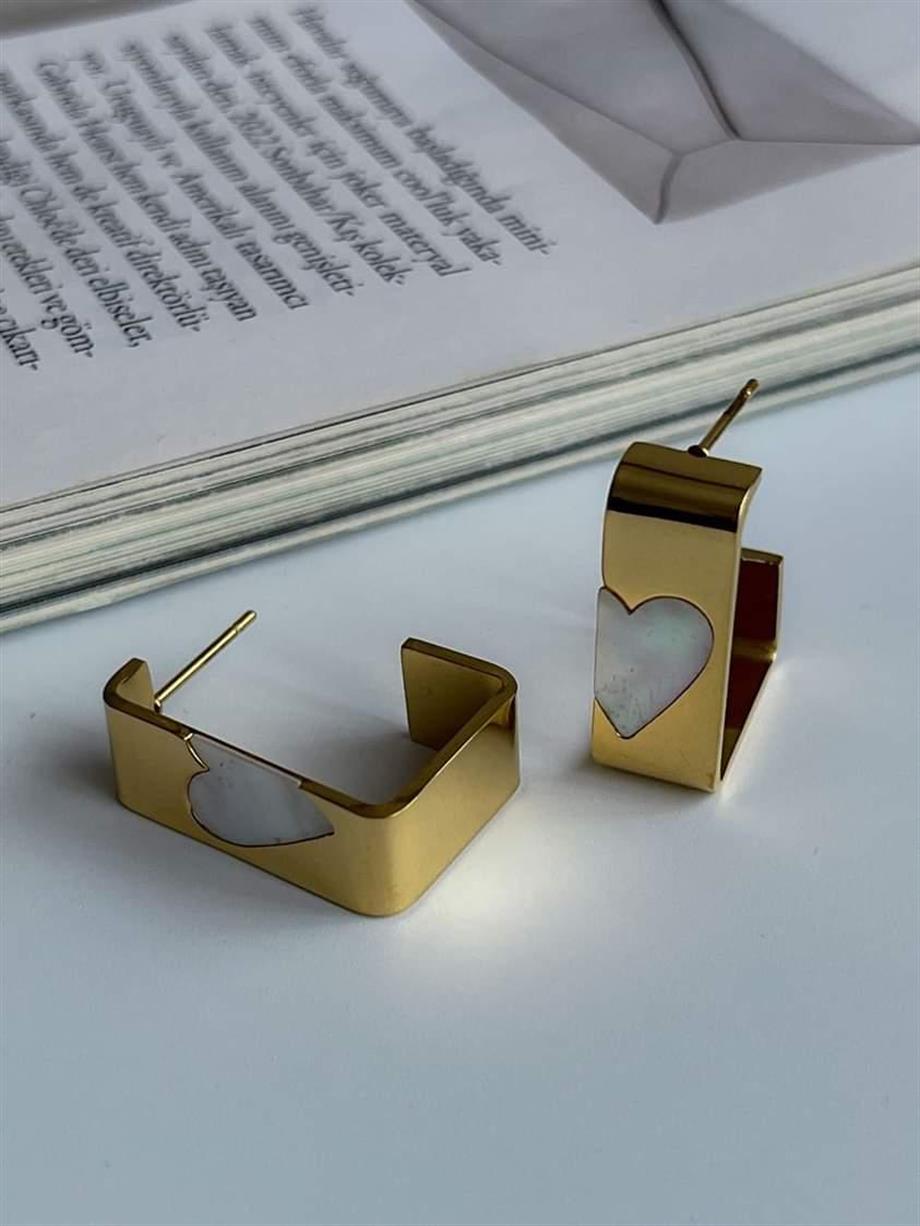 Çelik Beyaz Sedef Kalpli Kare Küpe (2 Cm)