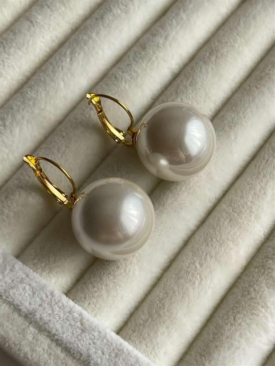 Çelik Büyük İncili Küpe (3 Cm)