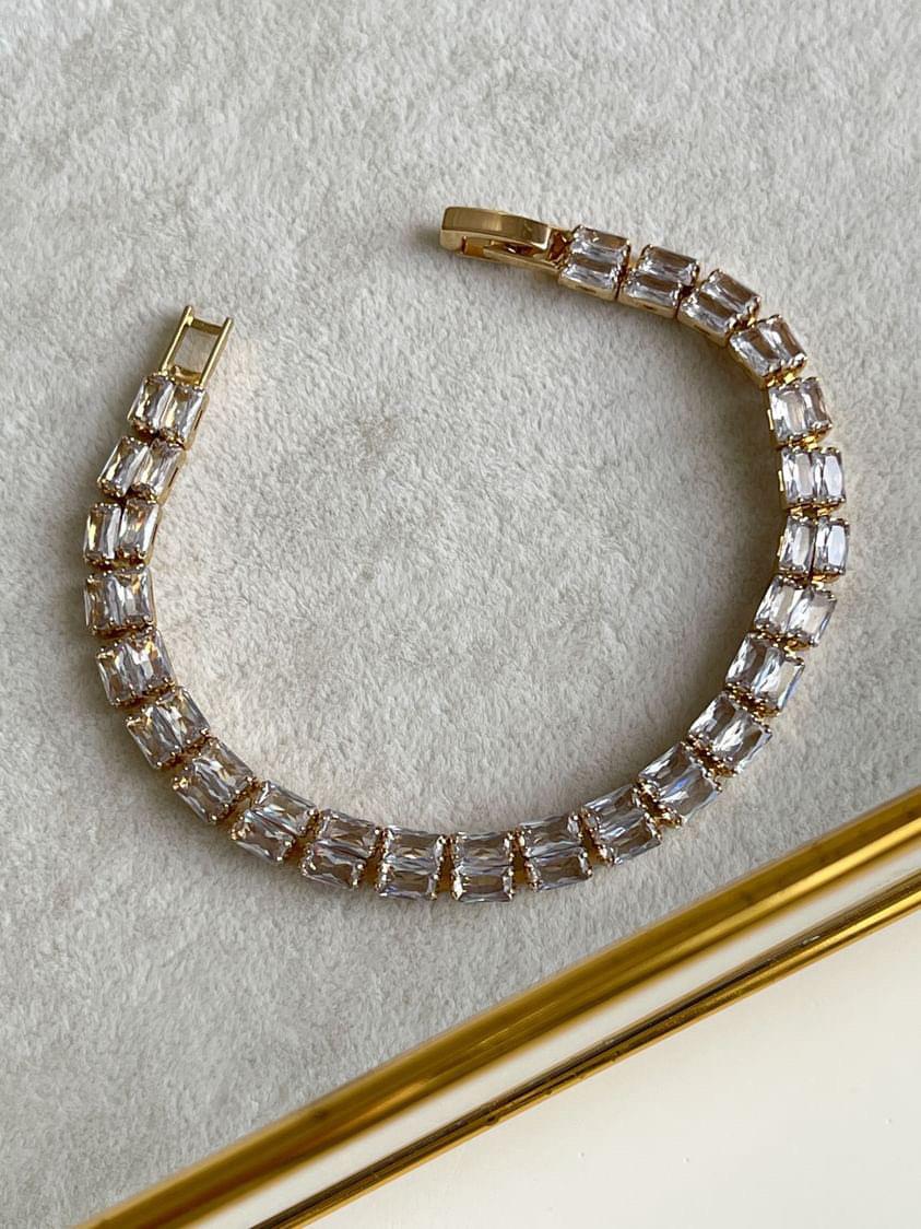 Çelik Gold Baget Taşlı Lena Bileklik (18 Cm)