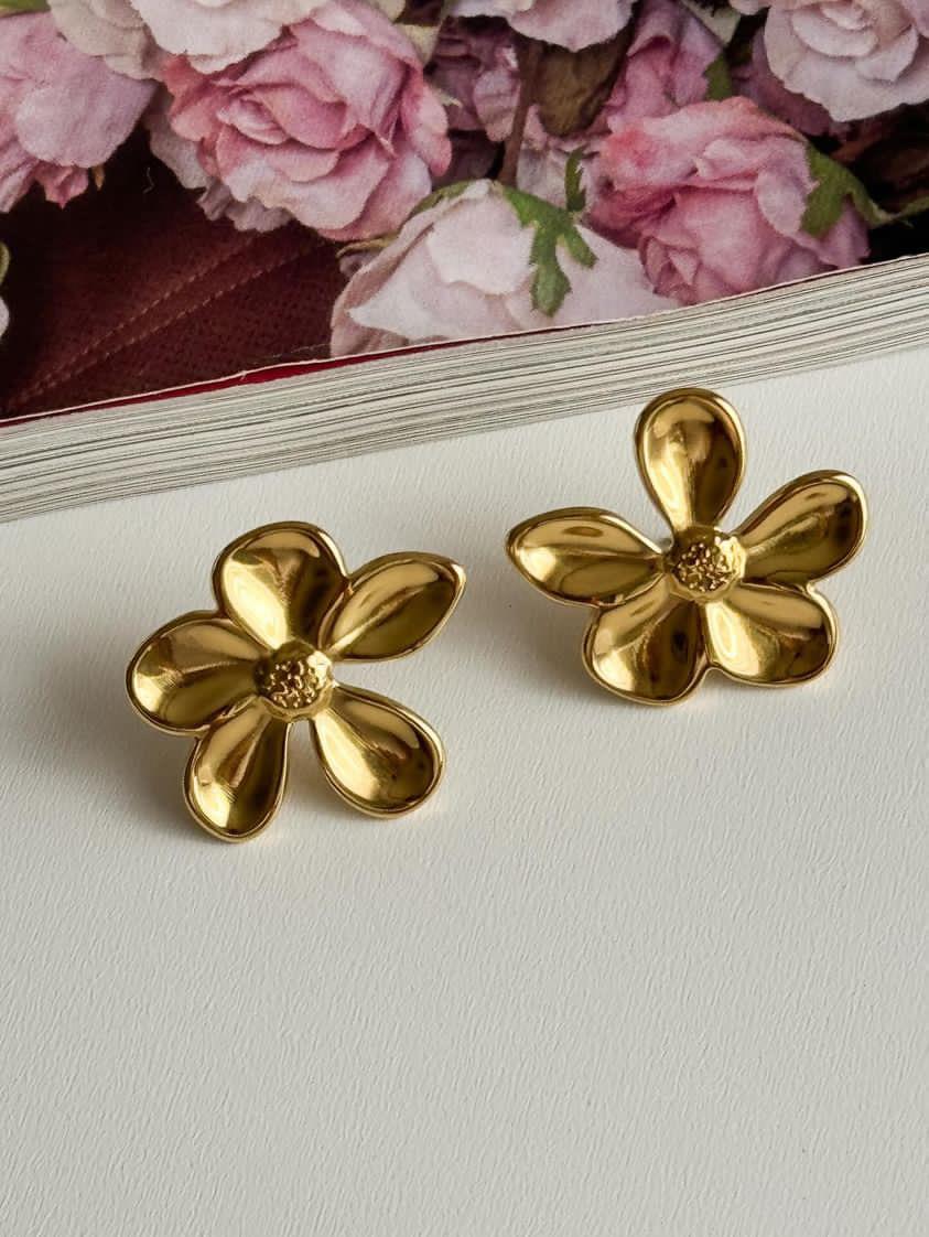 Çelik Gold Çiçek Küpe (2 Cm)