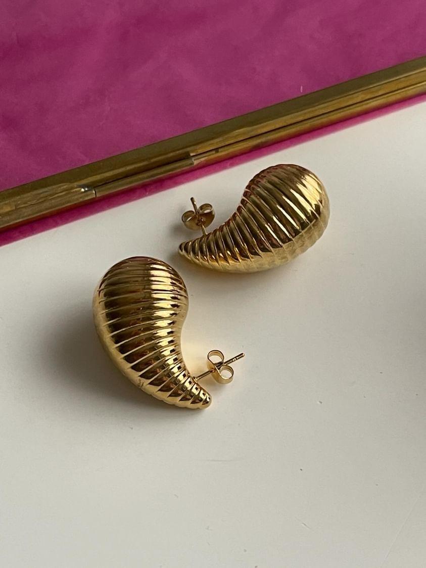 Çelik Gold Desenli Damla Küpe (2.20 Cm)