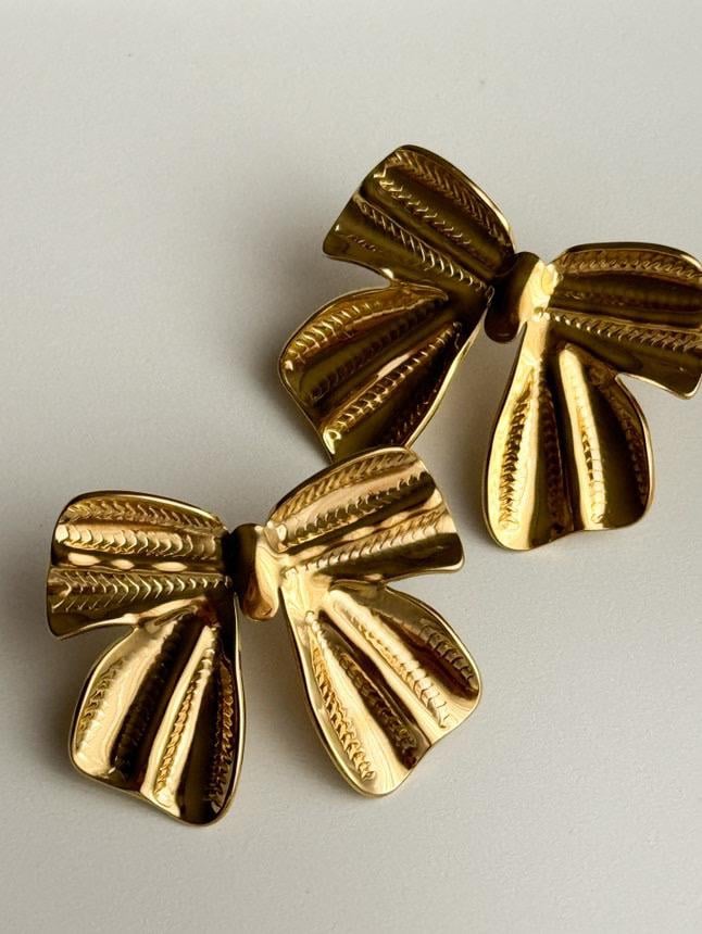 Çelik Gold Fiyonk Küpe (3 Cm)