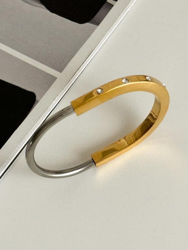 Çelik Gold Gümüş Renk Kombinli Marka Model Kelepçe Bileklik 