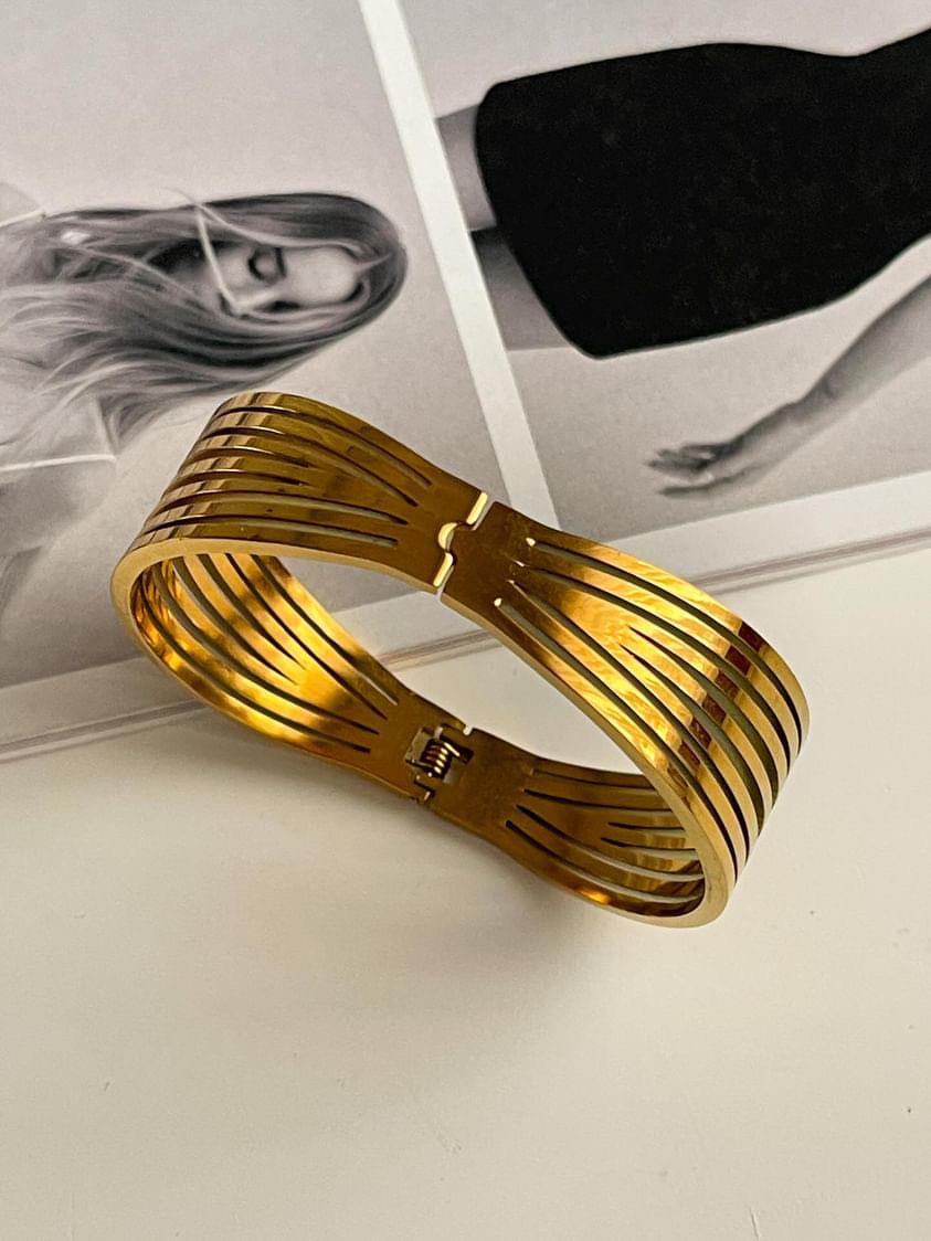 Çelik Gold Kelepçe Bileklik 
