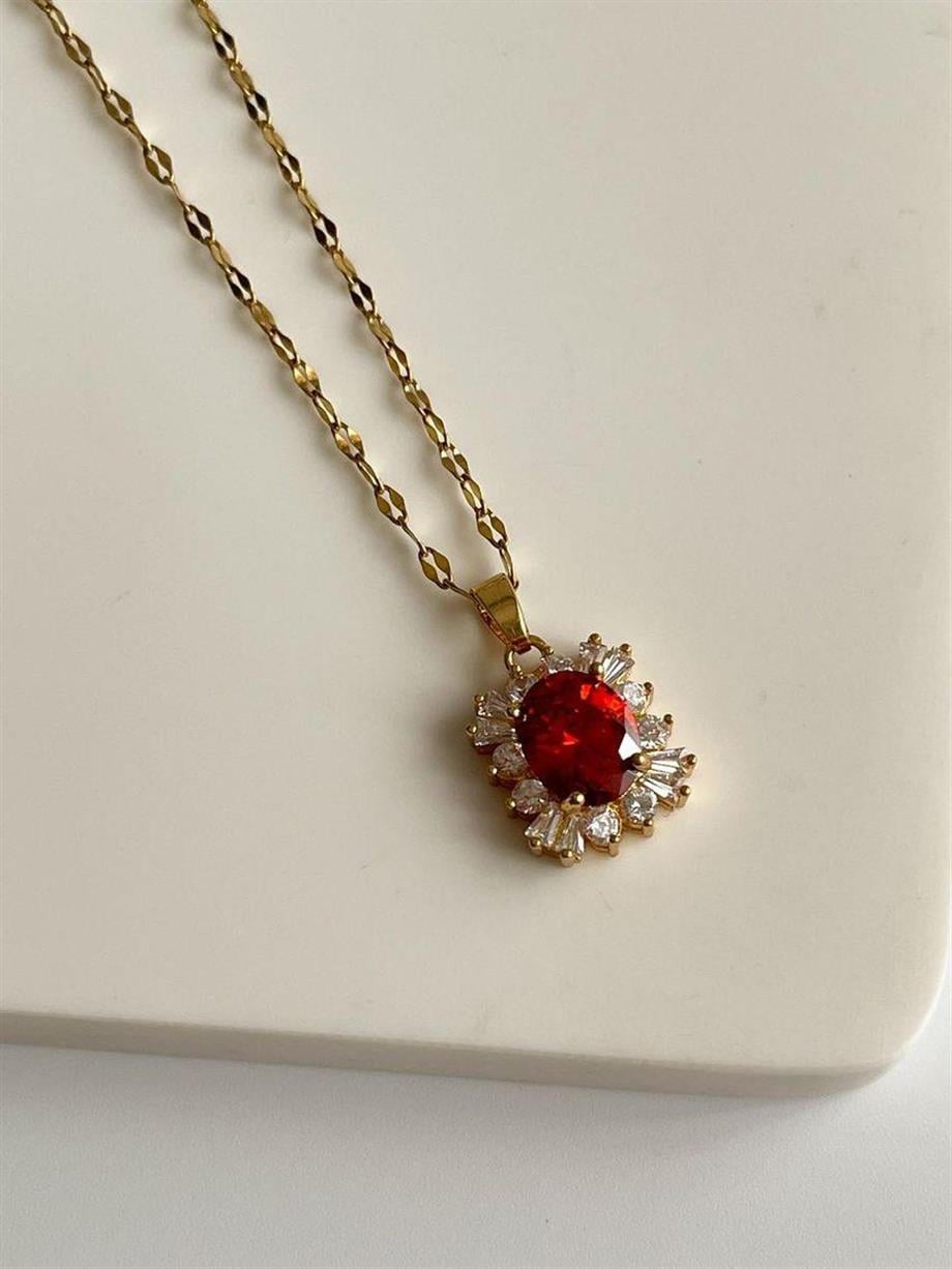 Çelik Gold Kırmızı Taşlı Hera Kolye (46 Cm)