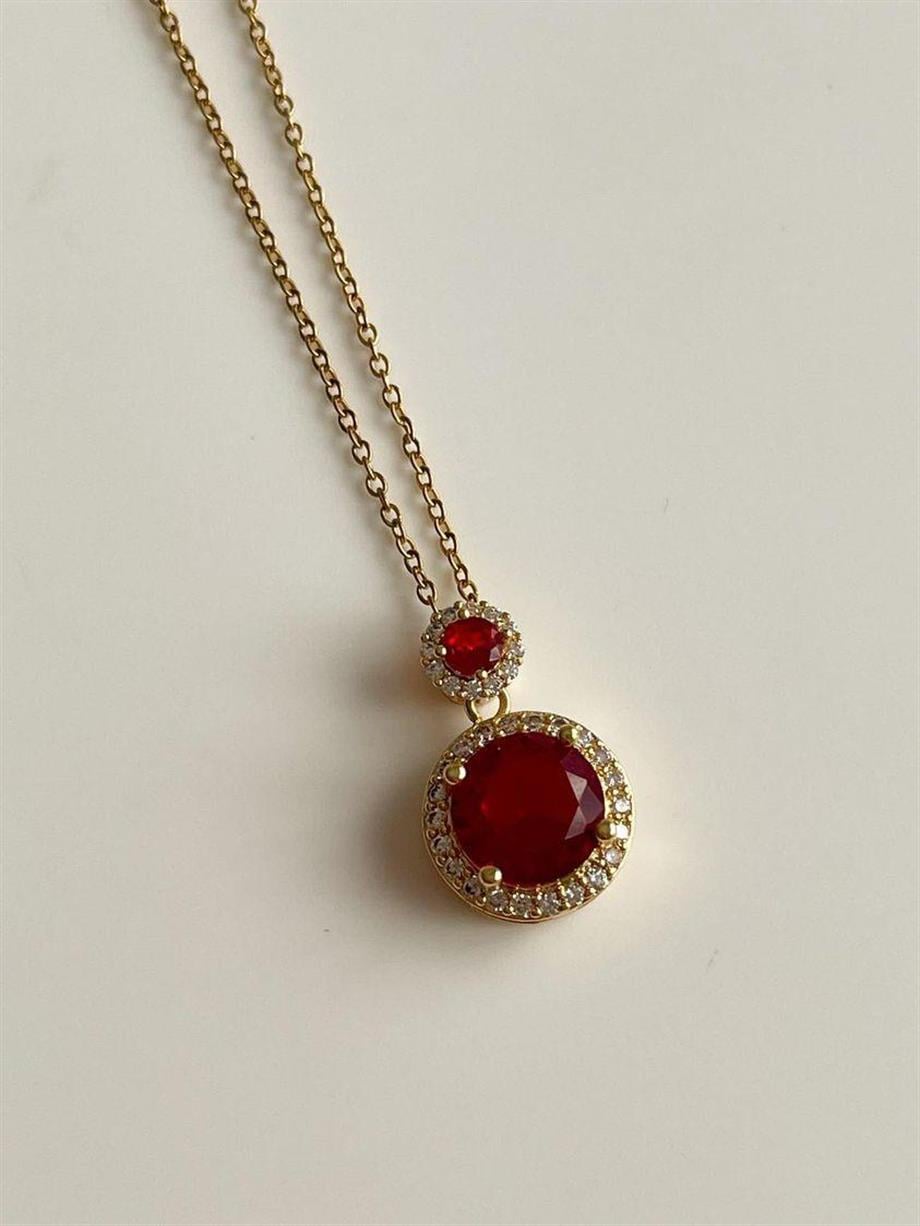 Çelik Gold Kırmızı Taşlı Hera Kolye (46 Cm)