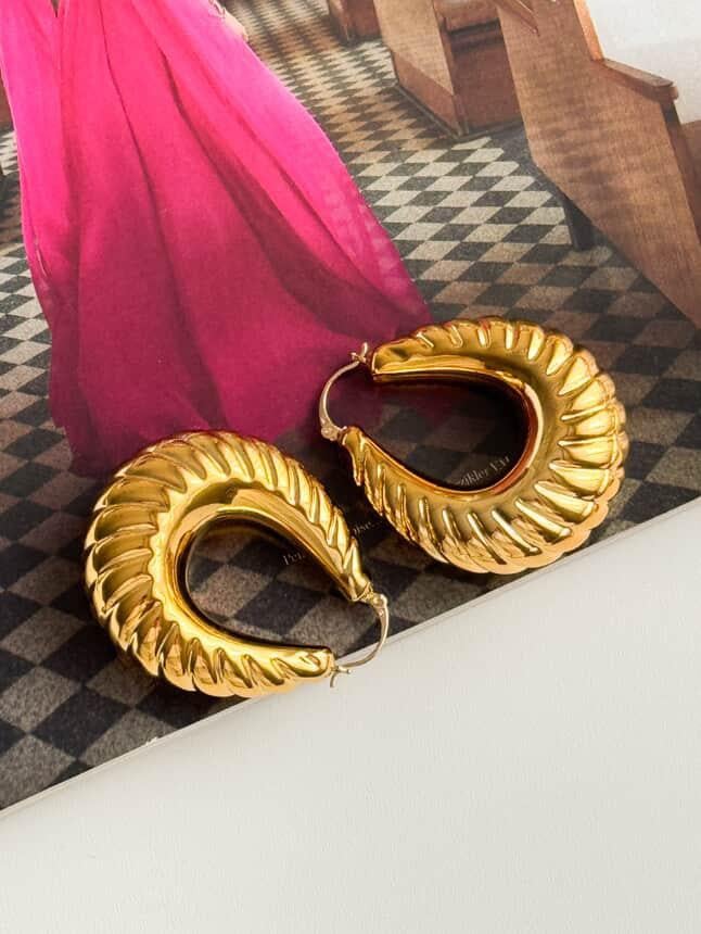 Çelik Gold Midye Büyük Küpe (5 Cm)
