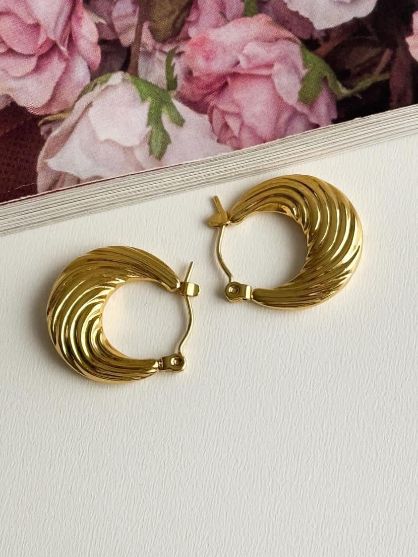 Çelik Gold Midye Küpe (2 Cm)