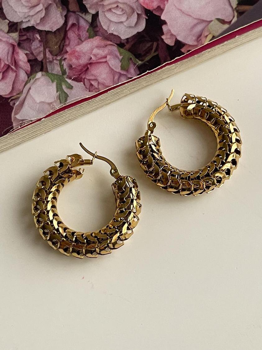 Çelik Gold Örgü Midye Küpe (3 Cm)